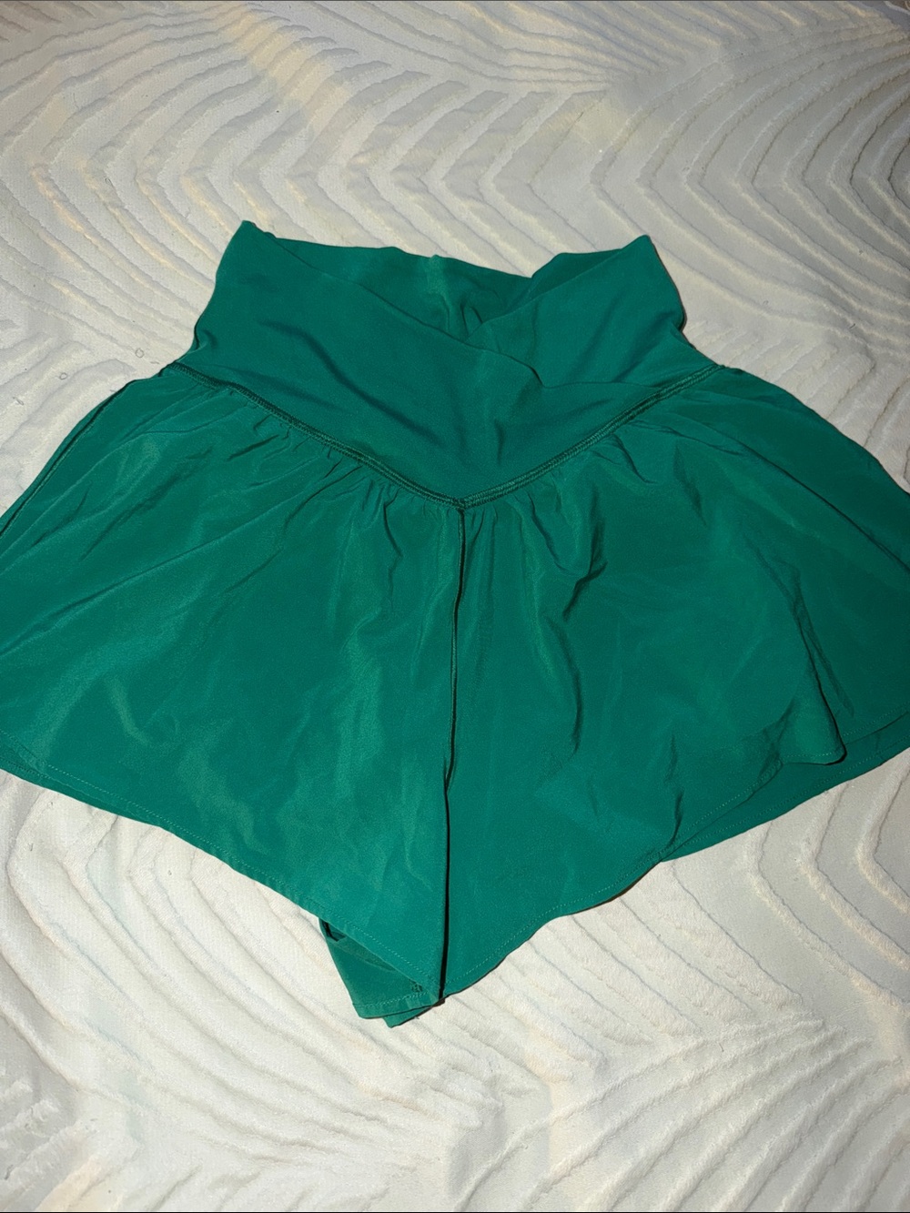Green crossover athletic shorts - Offline